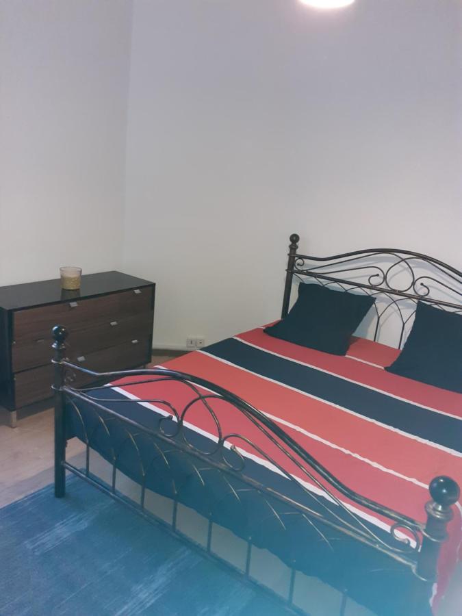 Appartement Tout Confort Cambrai Exterior photo